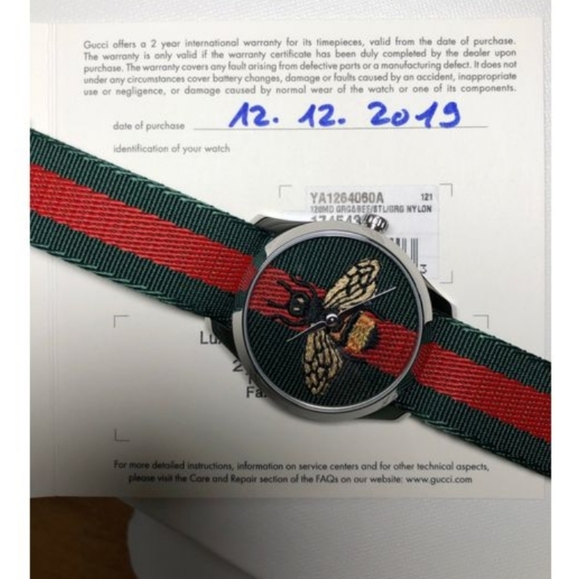 Authentic Gucci NWT G Timeless Bee Watch!! - Picture 4 of 4